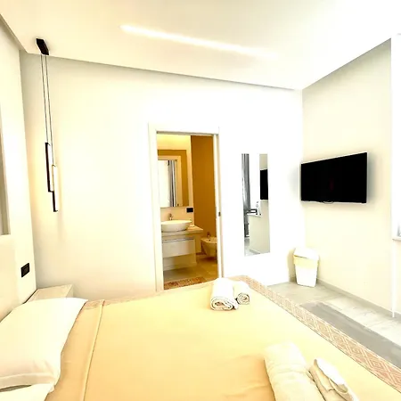 Pensión Magenta Lodging 3*